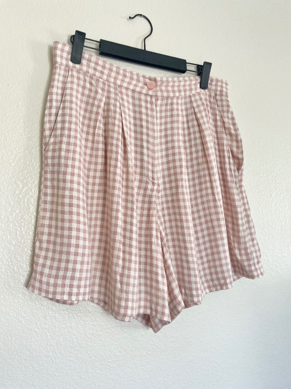 Vintage 90s Pink Gingham High Waist Pleated Shorts